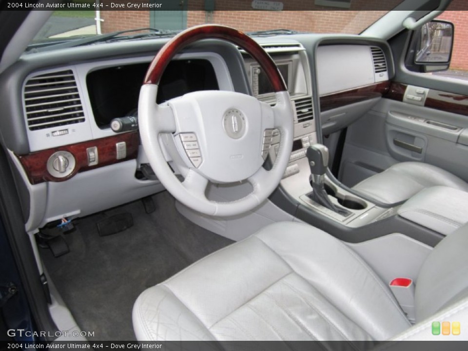 Dove Grey Interior Dashboard for the 2004 Lincoln Aviator Ultimate 4x4 #60526144