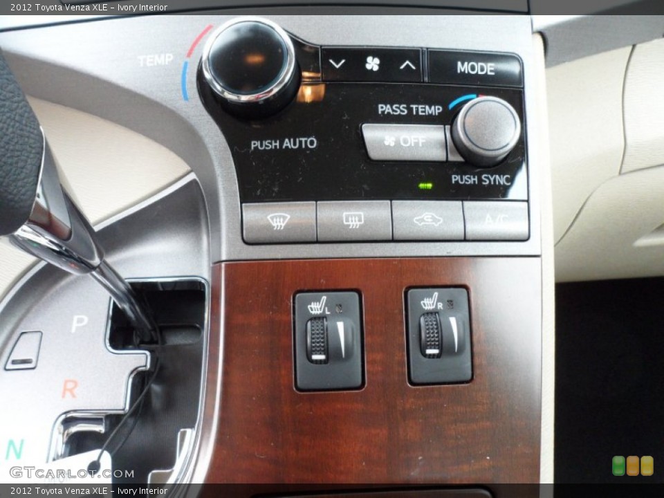 Ivory Interior Controls for the 2012 Toyota Venza XLE #60536822
