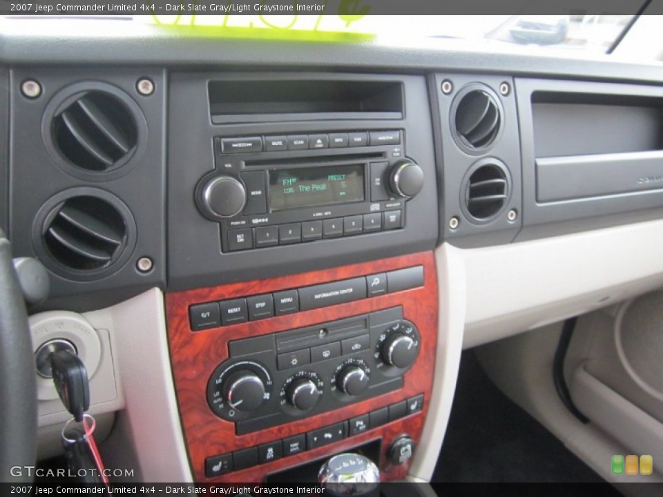 Dark Slate Gray/Light Graystone Interior Controls for the 2007 Jeep Commander Limited 4x4 #60548038