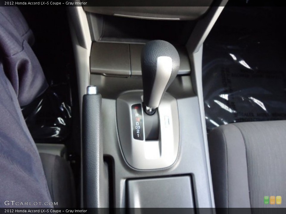 Gray Interior Transmission for the 2012 Honda Accord LX-S Coupe #60548625