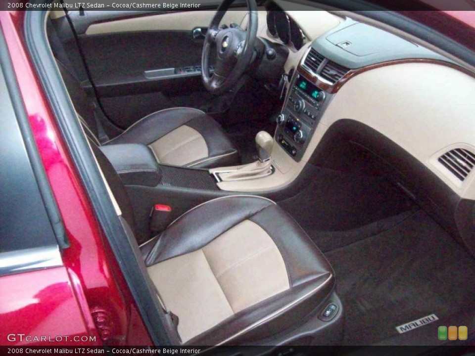 Cocoa/Cashmere Beige Interior Photo for the 2008 Chevrolet Malibu LTZ Sedan #60559467