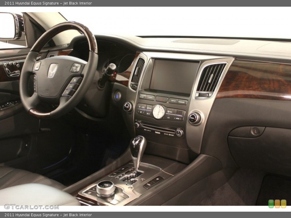 Jet Black Interior Dashboard for the 2011 Hyundai Equus Signature #60564578