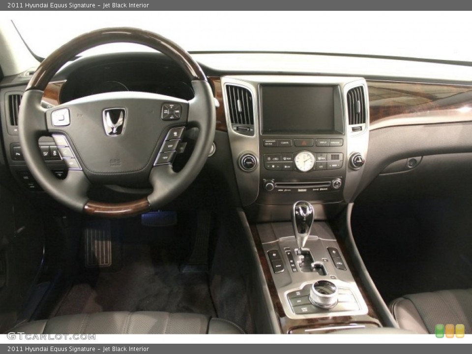 Jet Black Interior Dashboard for the 2011 Hyundai Equus Signature #60564656