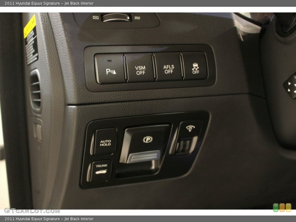Jet Black Interior Controls for the 2011 Hyundai Equus Signature #60564785