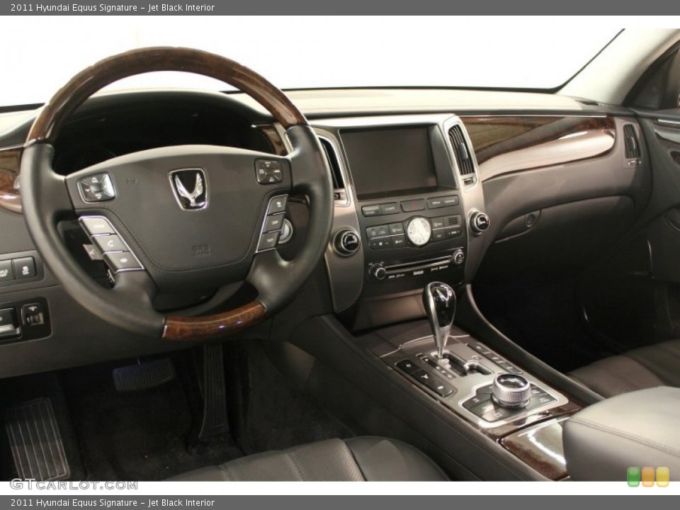 Jet Black Interior Dashboard for the 2011 Hyundai Equus Signature #60564839