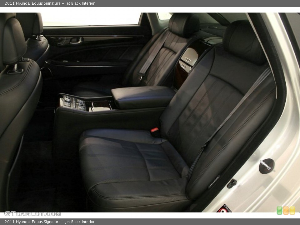Jet Black Interior Rear Seat for the 2011 Hyundai Equus Signature #60565175