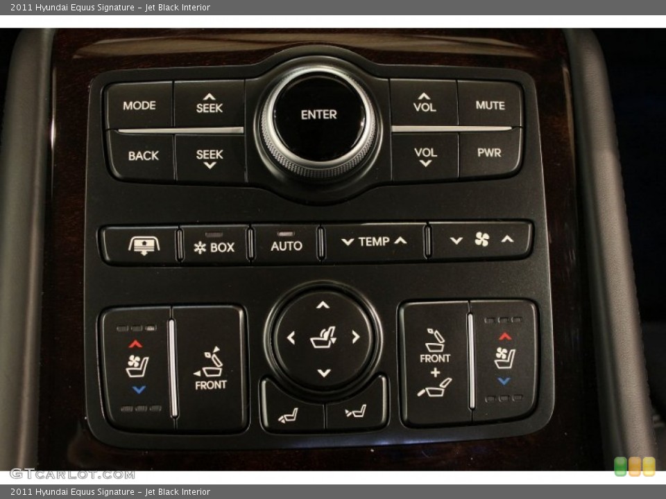 Jet Black Interior Controls for the 2011 Hyundai Equus Signature #60565220