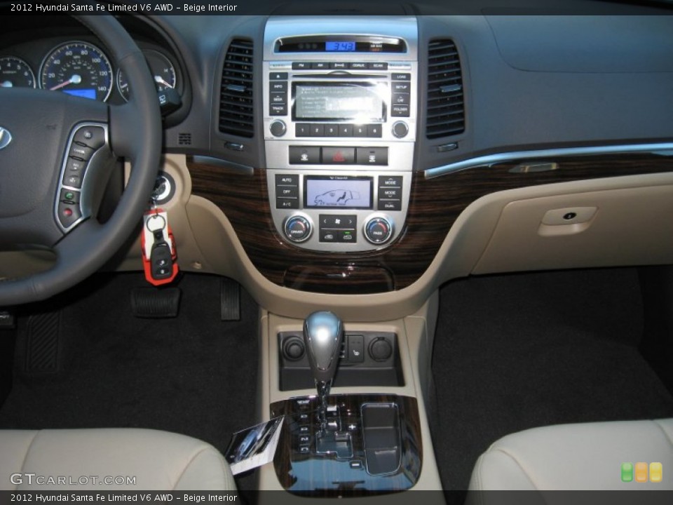 Beige Interior Controls for the 2012 Hyundai Santa Fe Limited V6 AWD #60566530