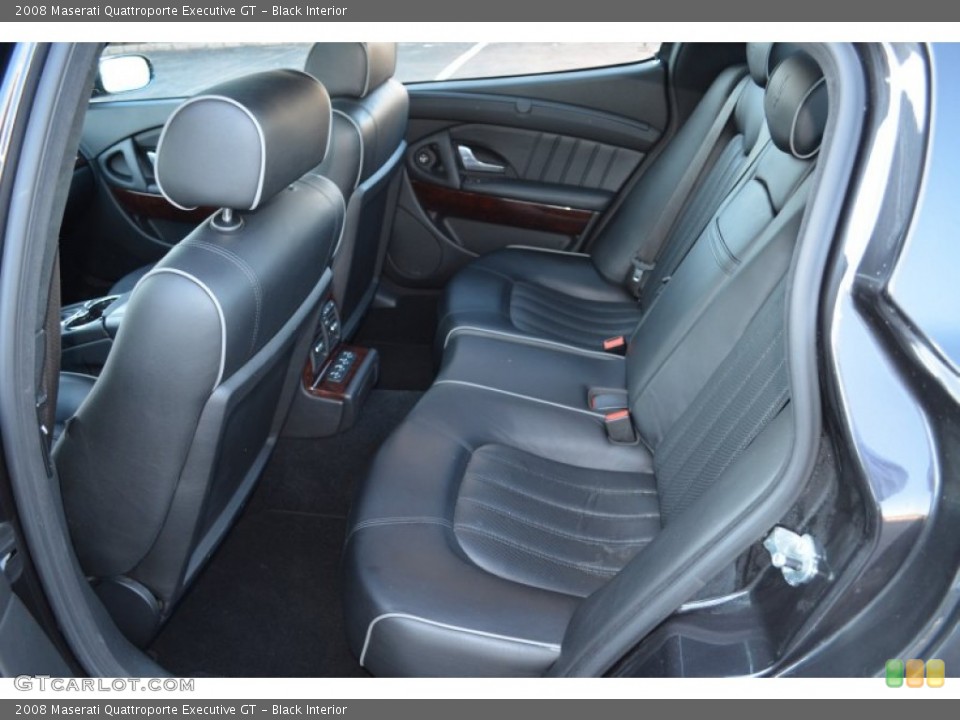Black 2008 Maserati Quattroporte Interiors