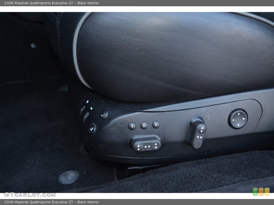 Black Interior Controls for the 2008 Maserati Quattroporte Executive GT #60578698