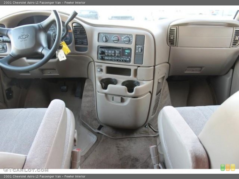 Pewter Interior Dashboard for the 2001 Chevrolet Astro LS Passenger Van #60597534