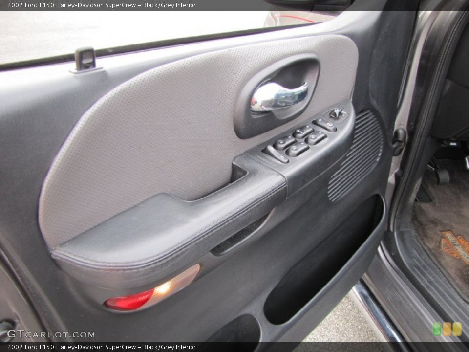 Black/Grey Interior Door Panel for the 2002 Ford F150 Harley-Davidson SuperCrew #60612277