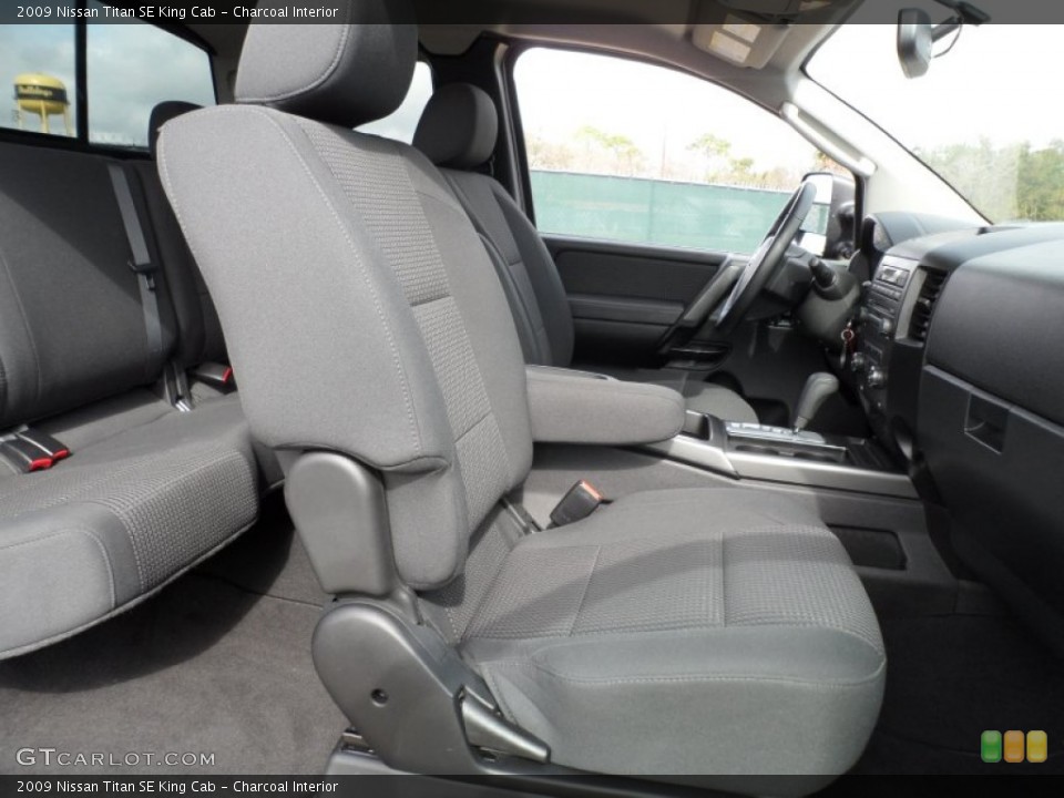 Charcoal Interior Photo for the 2009 Nissan Titan SE King Cab #60619427