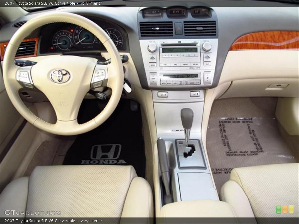 Ivory Interior Photo for the 2007 Toyota Solara SLE V6 Convertible #60645691