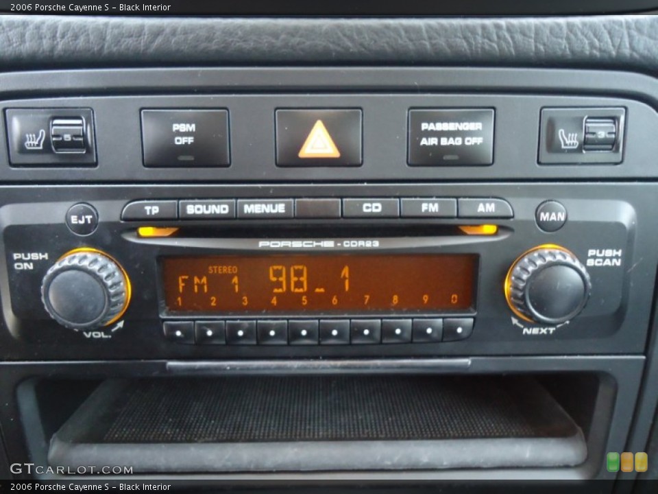 Black Interior Audio System for the 2006 Porsche Cayenne S #60647716