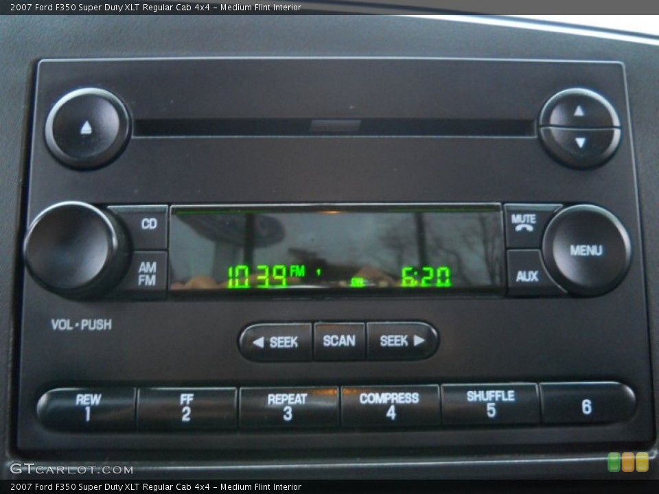 Medium Flint Interior Audio System for the 2007 Ford F350 Super Duty XLT Regular Cab 4x4 #60648805