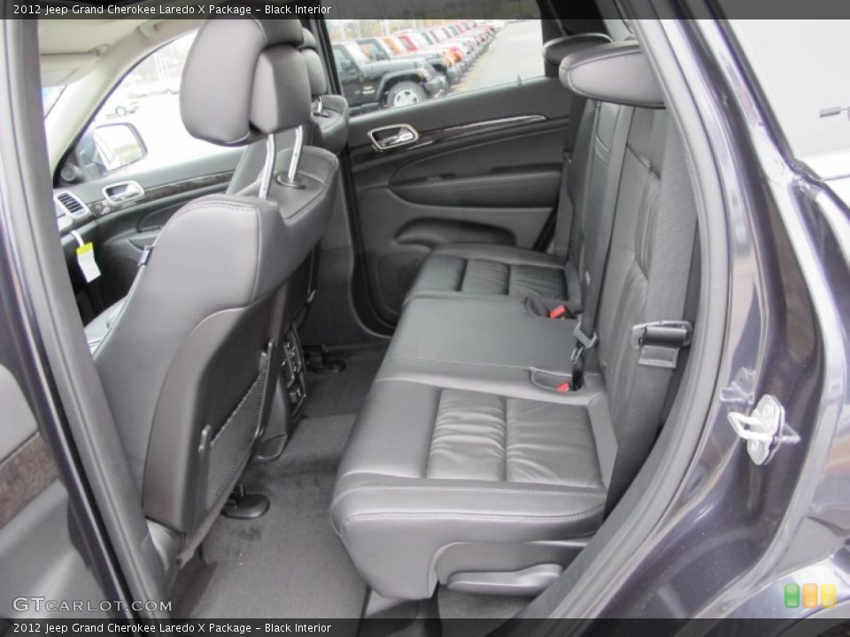 Black Interior Photo for the 2012 Jeep Grand Cherokee Laredo X Package #60668066