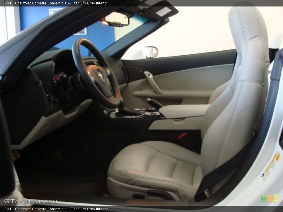 Titanium Gray Interior Photo for the 2011 Chevrolet Corvette Convertible #60674351