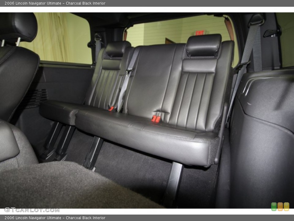 Charcoal Black Interior Rear Seat For The 2006 Lincoln