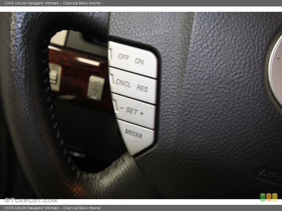 Charcoal Black Interior Controls for the 2006 Lincoln Navigator Ultimate #60678770
