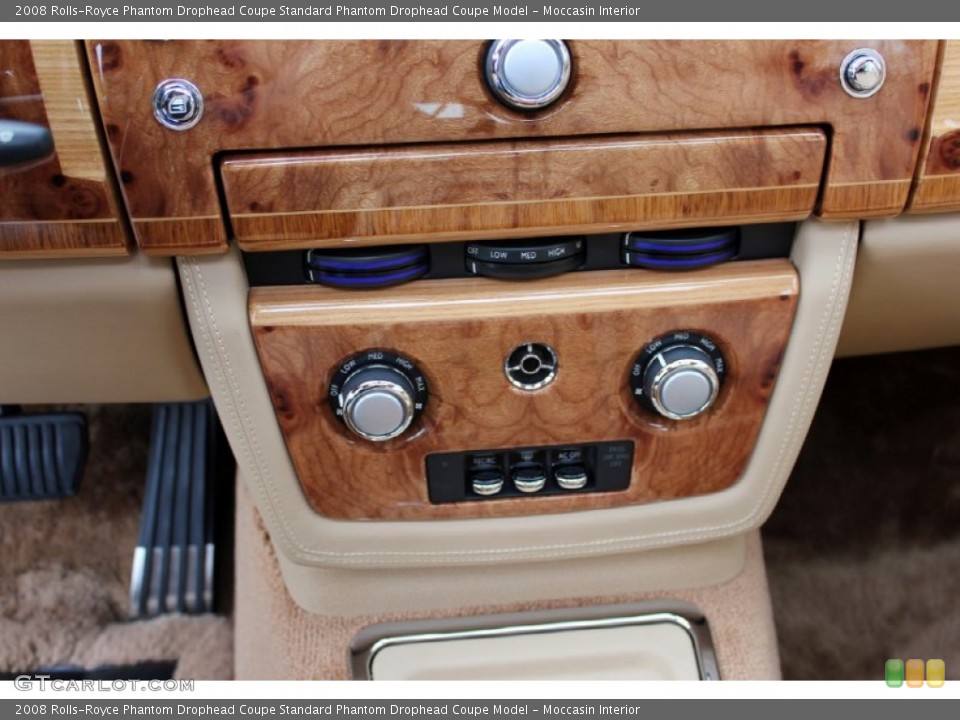 Moccasin Interior Controls for the 2008 Rolls-Royce Phantom Drophead Coupe  #60691691