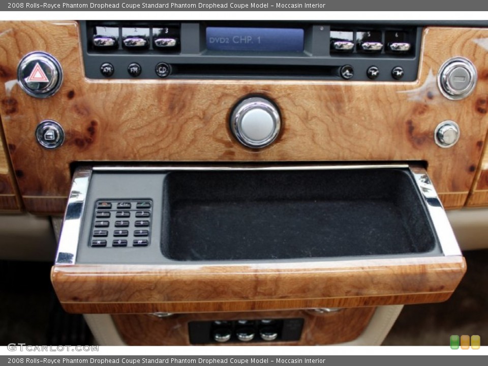Moccasin Interior Controls for the 2008 Rolls-Royce Phantom Drophead Coupe  #60691799