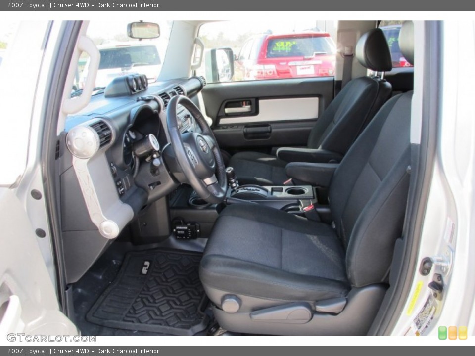 Dark Charcoal Interior Photo for the 2007 Toyota FJ Cruiser 4WD #60701304