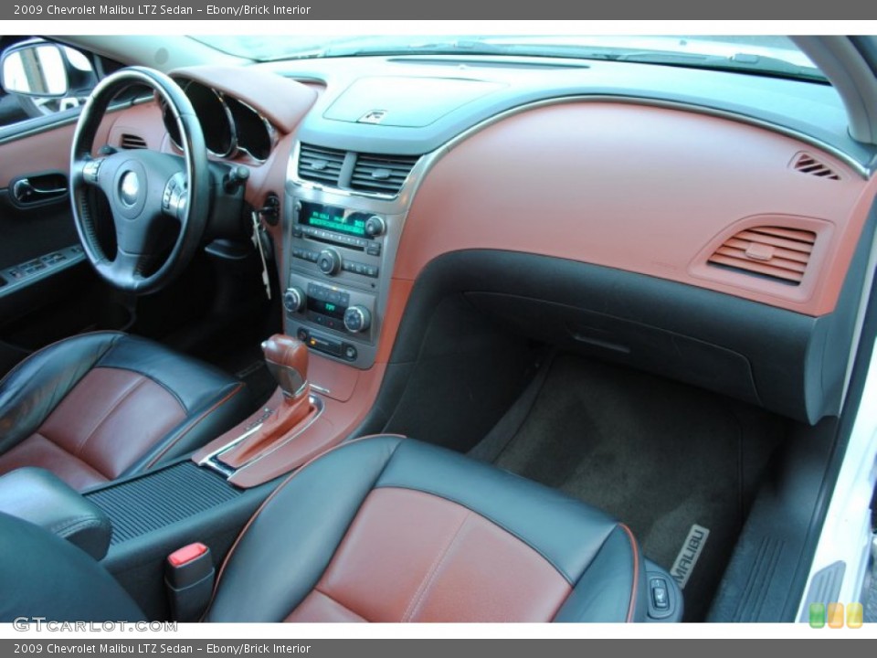 Ebony/Brick Interior Dashboard for the 2009 Chevrolet Malibu LTZ Sedan #60715564