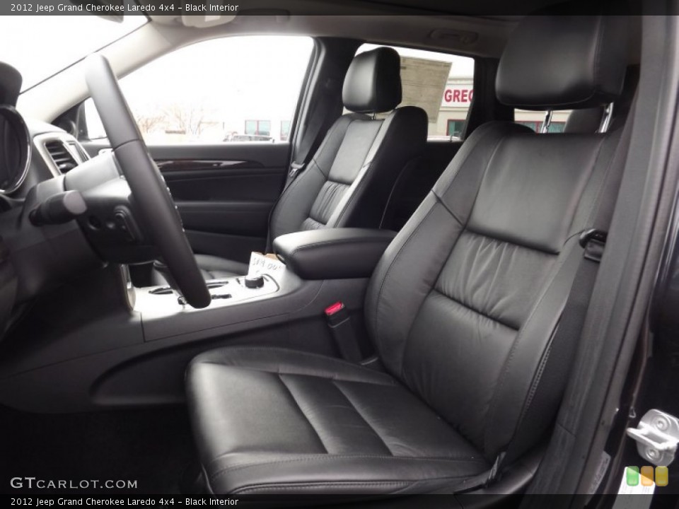 Black Interior Photo for the 2012 Jeep Grand Cherokee Laredo 4x4 #60727513