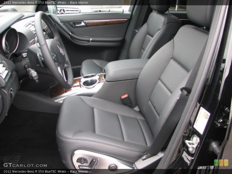 Black Interior Photo for the 2012 Mercedes-Benz R 350 BlueTEC 4Matic #60735013