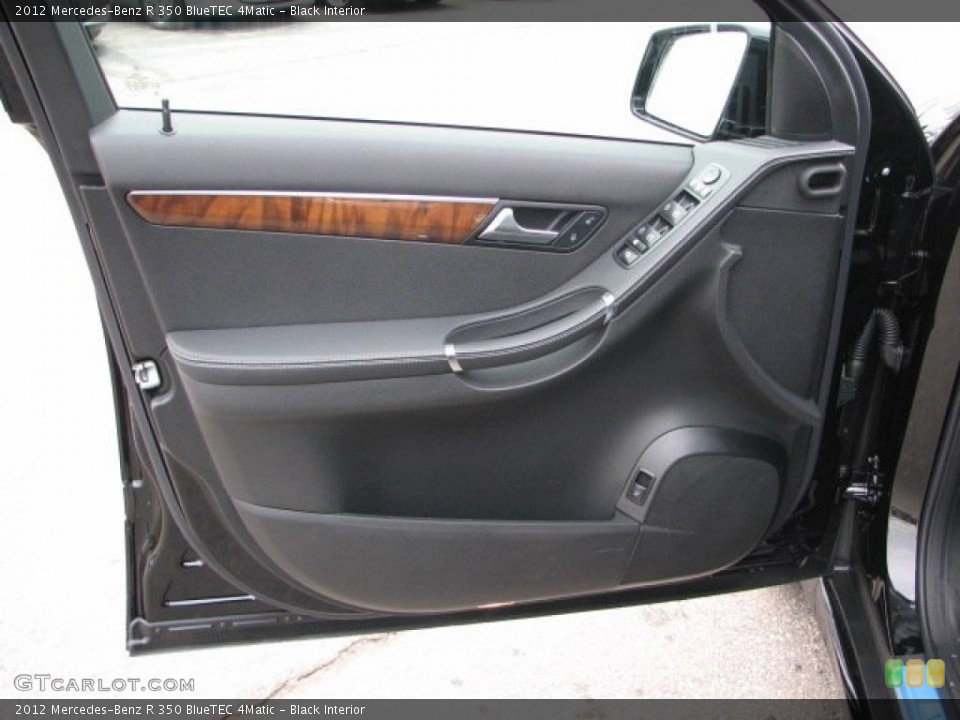 Black Interior Door Panel for the 2012 Mercedes-Benz R 350 BlueTEC 4Matic #60735022