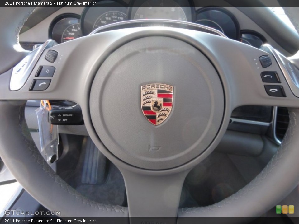 Platinum Grey Interior Controls for the 2011 Porsche Panamera S #60737517