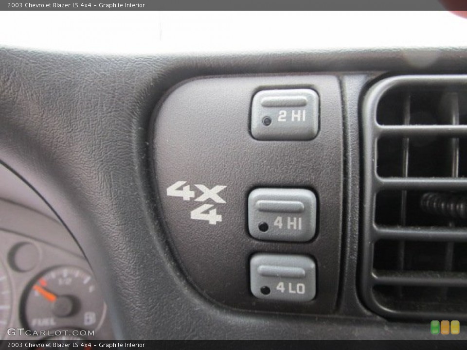 Graphite Interior Controls for the 2003 Chevrolet Blazer LS 4x4 #60738482