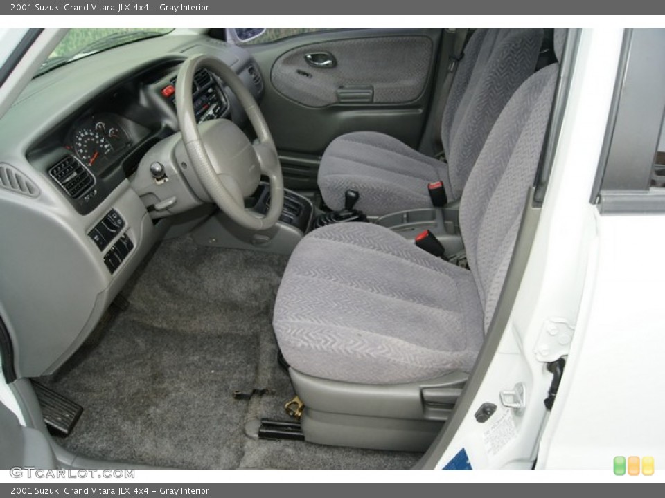 Gray Interior Photo for the 2001 Suzuki Grand Vitara JLX 4x4 #60743744