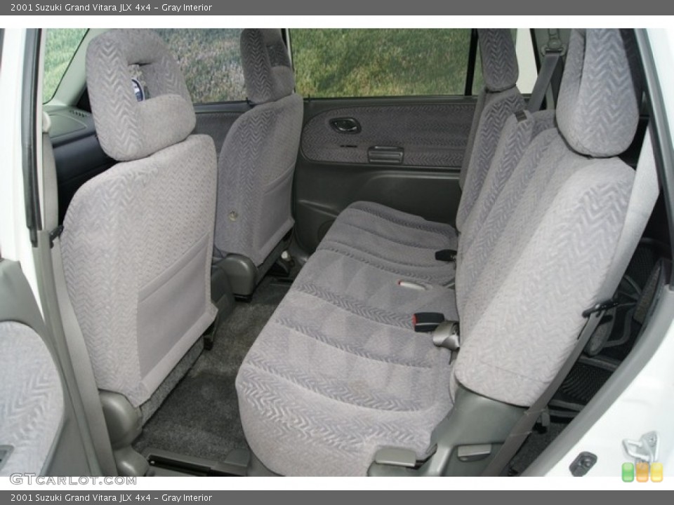 Gray Interior Photo for the 2001 Suzuki Grand Vitara JLX 4x4 #60743831