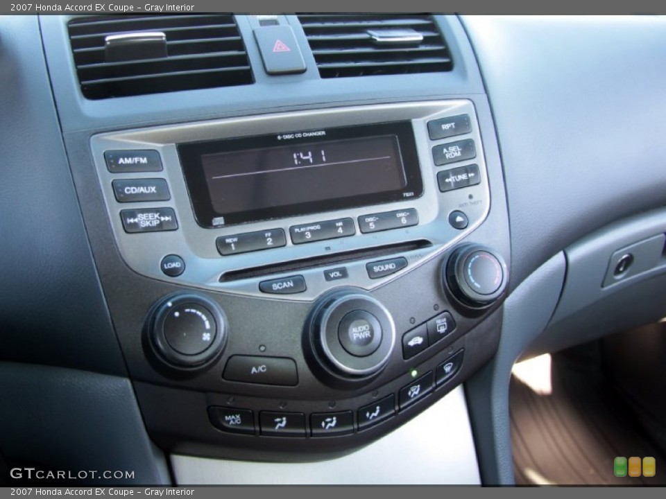 Gray Interior Controls for the 2007 Honda Accord EX Coupe #60747144