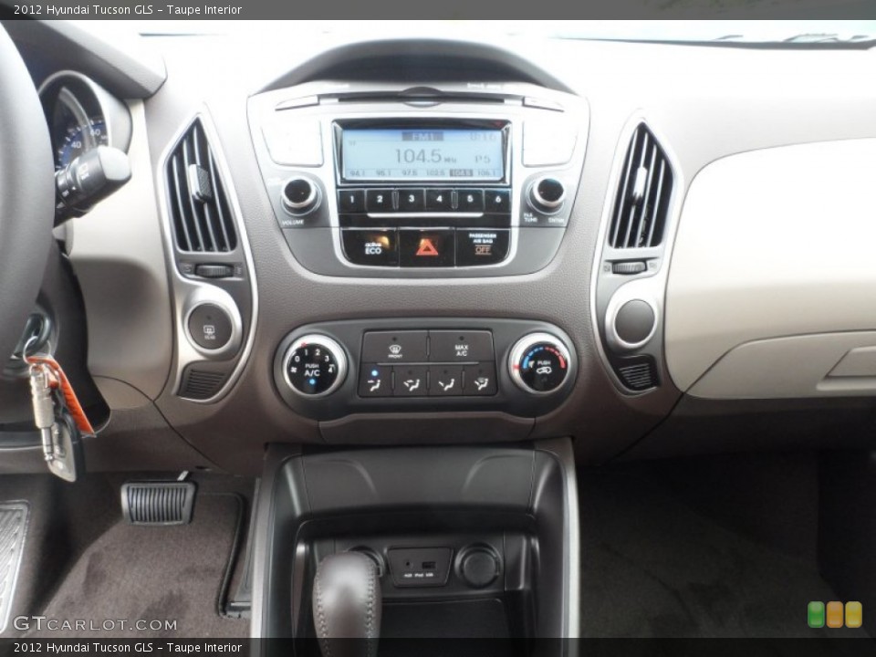 Taupe Interior Controls for the 2012 Hyundai Tucson GLS #60747434