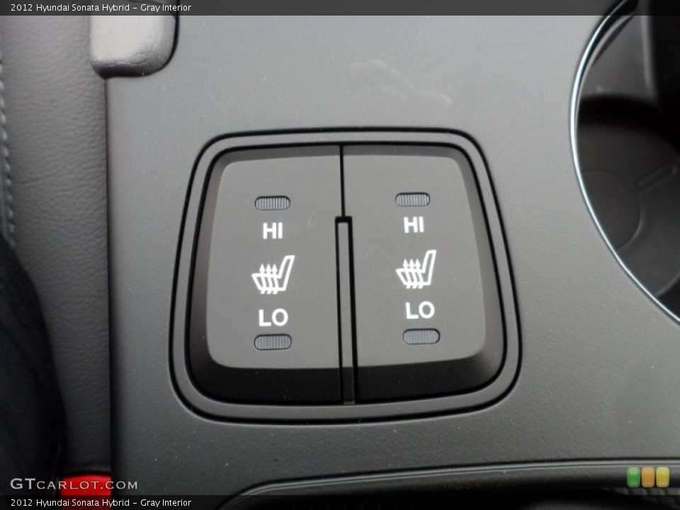 Gray Interior Controls for the 2012 Hyundai Sonata Hybrid #60751554