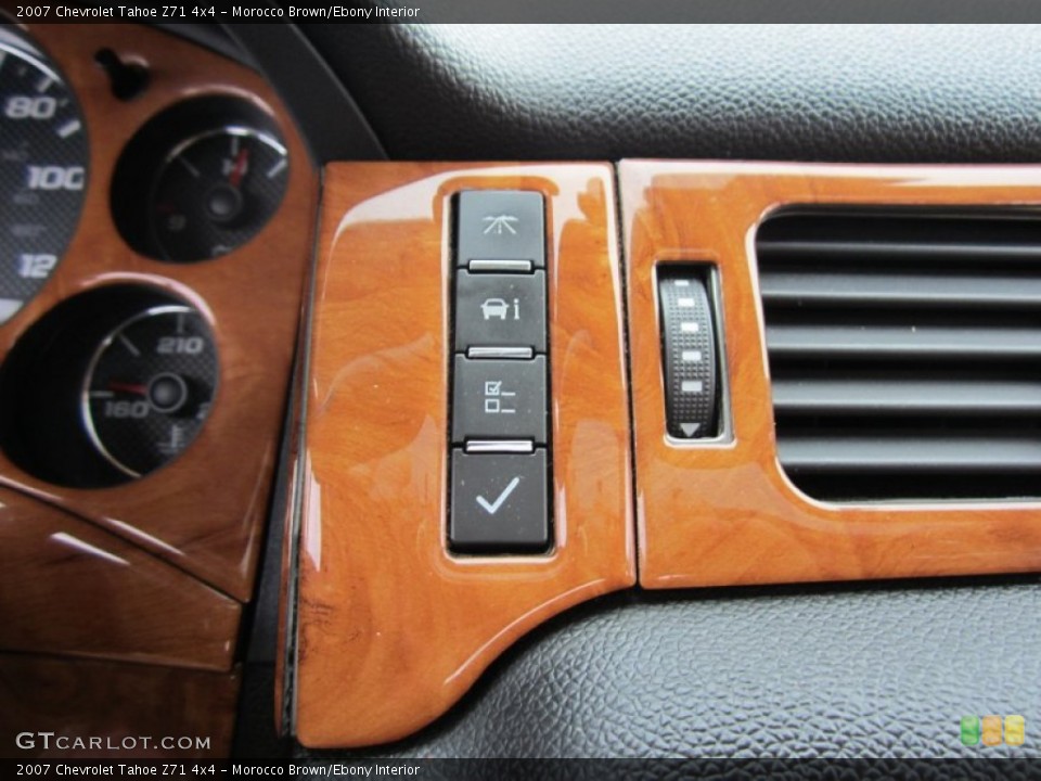 Morocco Brown/Ebony Interior Controls for the 2007 Chevrolet Tahoe Z71 4x4 #60754112