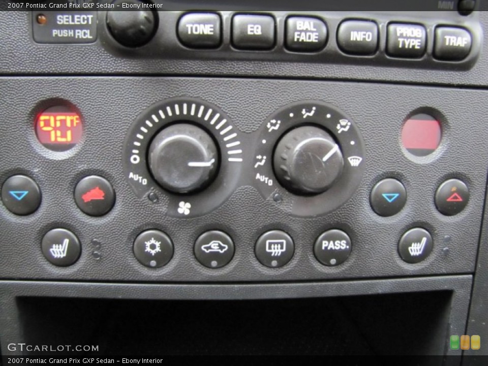 Ebony Interior Controls for the 2007 Pontiac Grand Prix GXP Sedan #60768947