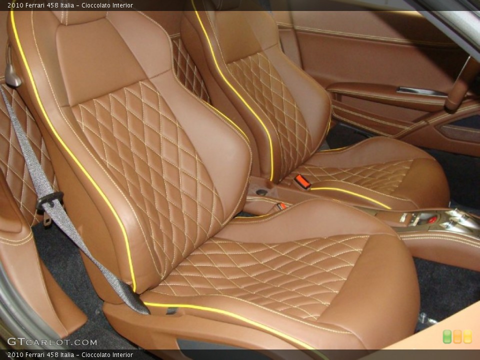 Cioccolato 2010 Ferrari 458 Interiors