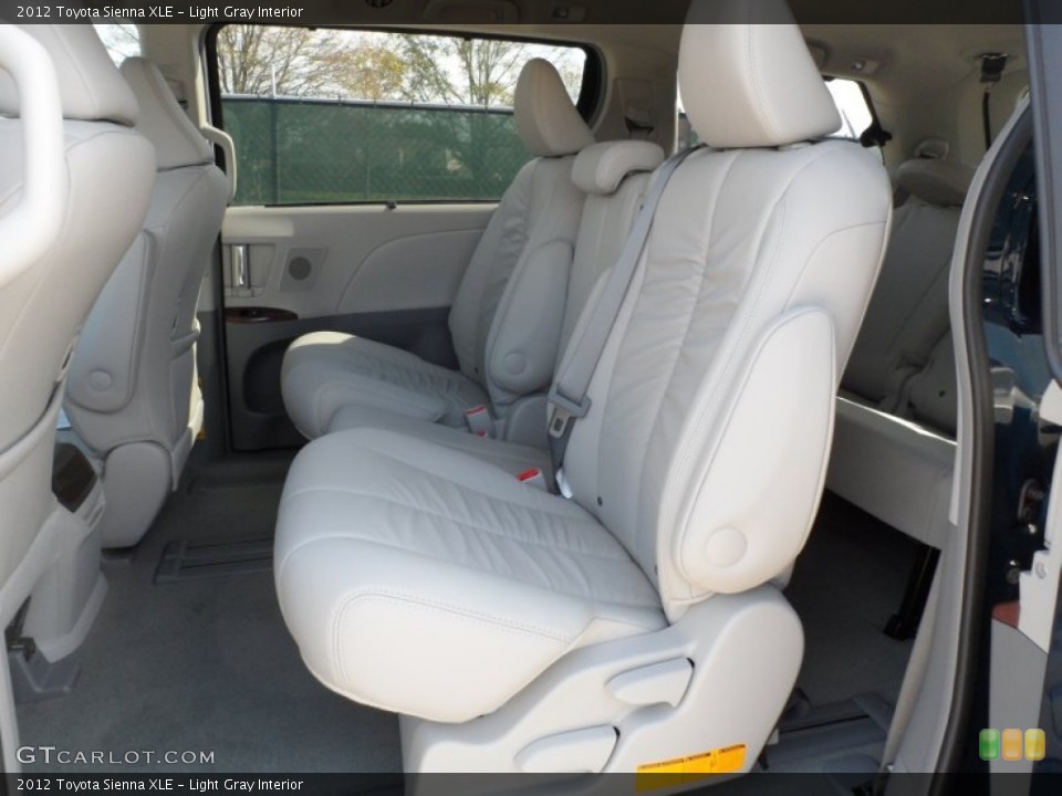 Light Gray Interior Photo for the 2012 Toyota Sienna XLE #60800705