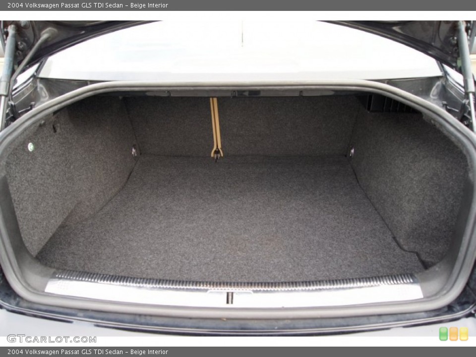 Beige Interior Trunk for the 2004 Volkswagen Passat GLS TDI Sedan #60803180