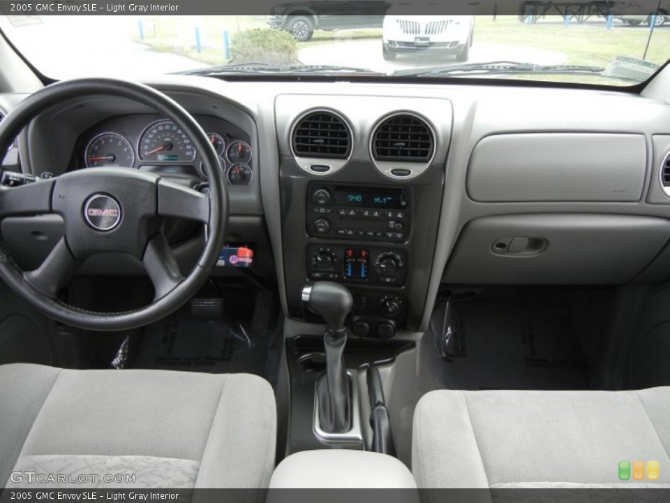 Light Gray Interior Dashboard for the 2005 GMC Envoy SLE #60812352