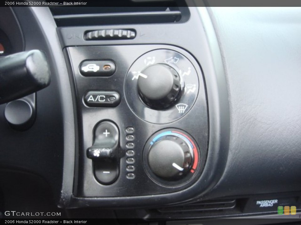 Black Interior Controls for the 2006 Honda S2000 Roadster #60823164