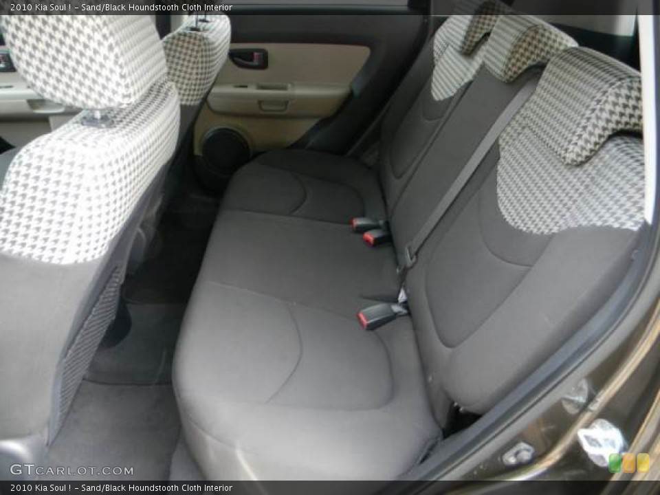 Sand/Black Houndstooth Cloth Interior Photo for the 2010 Kia Soul ! #60824368