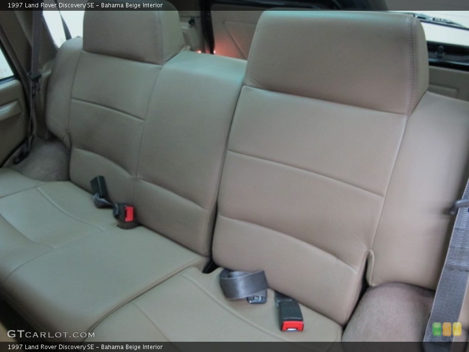 Bahama Beige Interior Photo for the 1997 Land Rover Discovery SE #60830888
