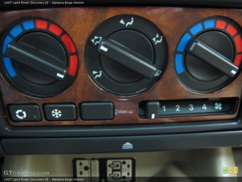 Bahama Beige Interior Controls for the 1997 Land Rover Discovery SE #60830981