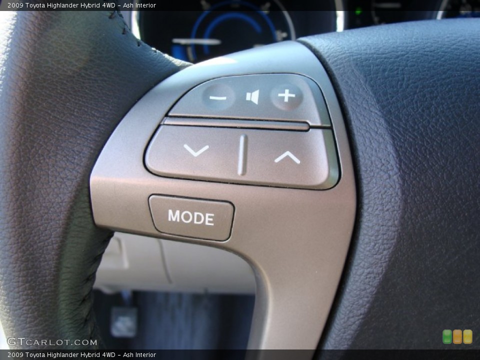 Ash Interior Controls for the 2009 Toyota Highlander Hybrid 4WD #60832426