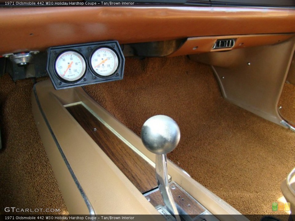 Tan/Brown Interior Transmission for the 1971 Oldsmobile 442 W30 Holiday Hardtop Coupe #60833162